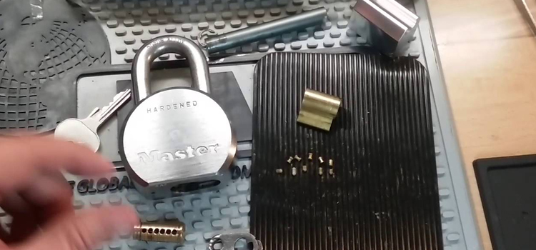Rekey Master Lock in San Martin